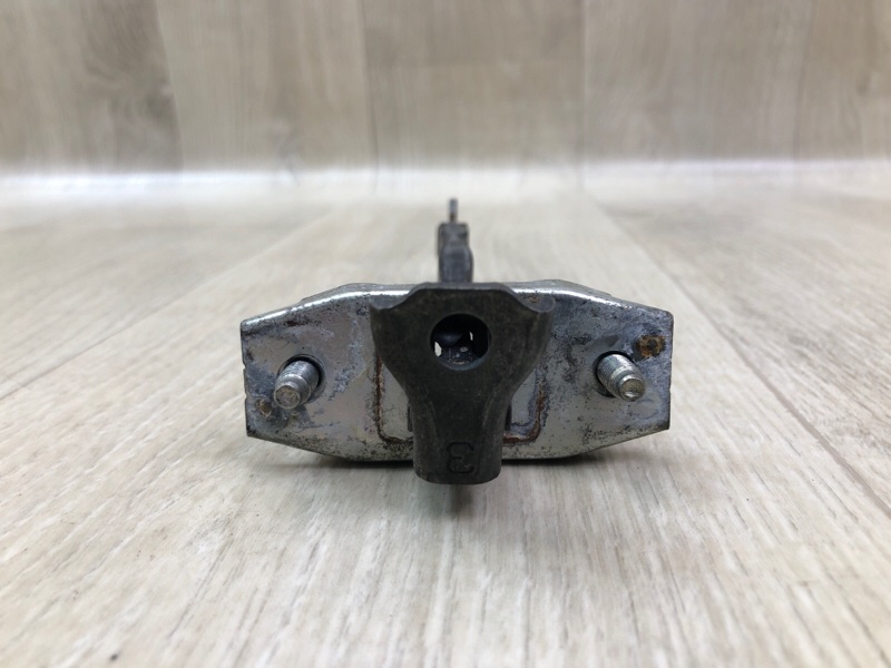 Ограничитель двери задний правый TOYOTA VENZA 09-16 3.5 2GR-FE