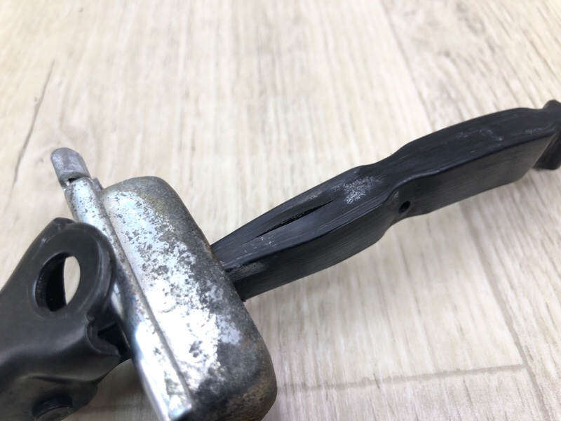 Ограничитель двери задний правый ACCENT RB 10- 2011 ХЭТЧБЭК 1.6 G4FD