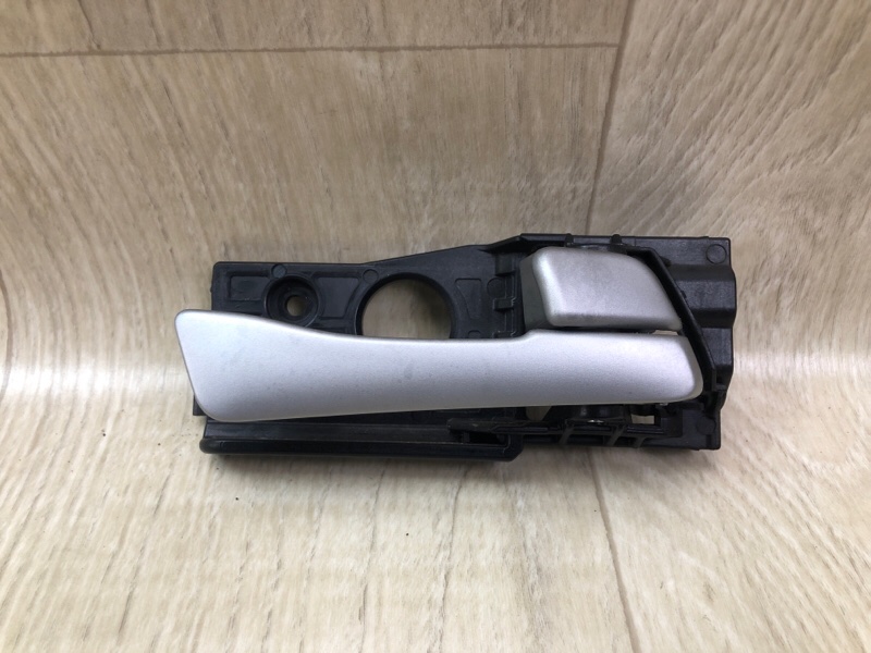 Ручка двери внутренняя задняя правая HYUNDAI ACCENT RB 10- 2014 1.6 G4FD 83620-1R000S4 Б/У