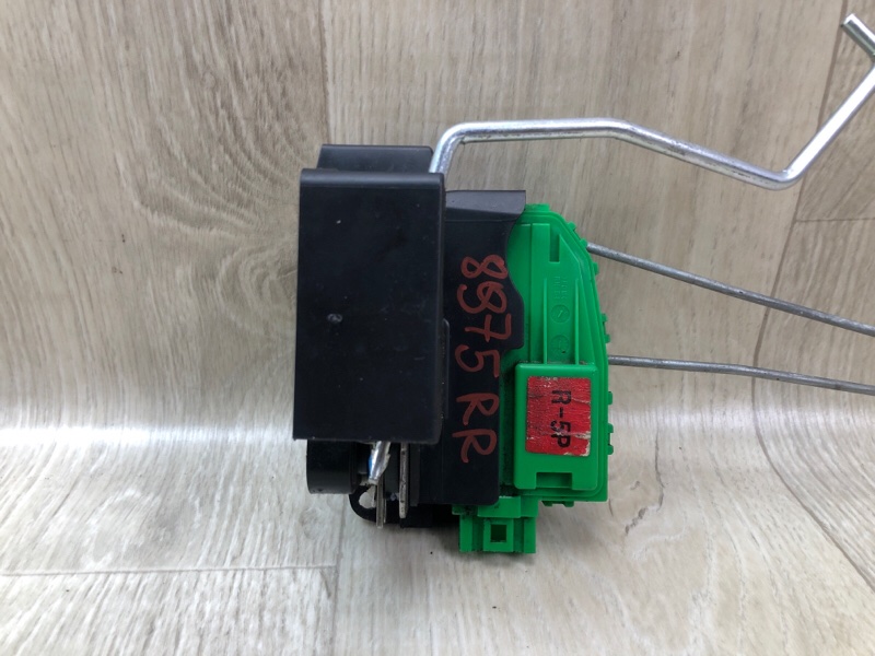 Замок двери задний правый ACCENT RB 10- 2014 1.6 G4FD