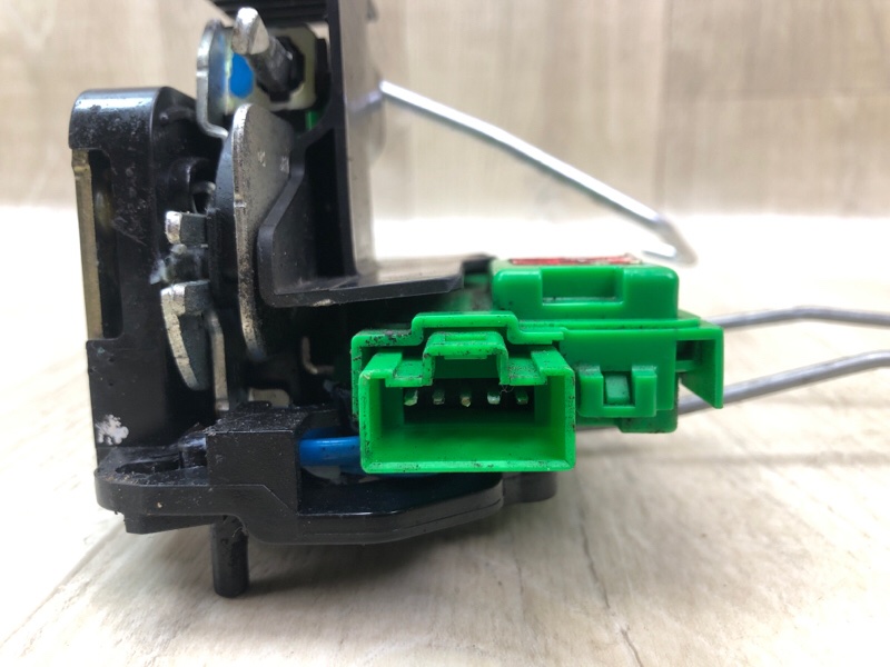 Замок двери задний правый ACCENT RB 10- 2014 1.6 G4FD