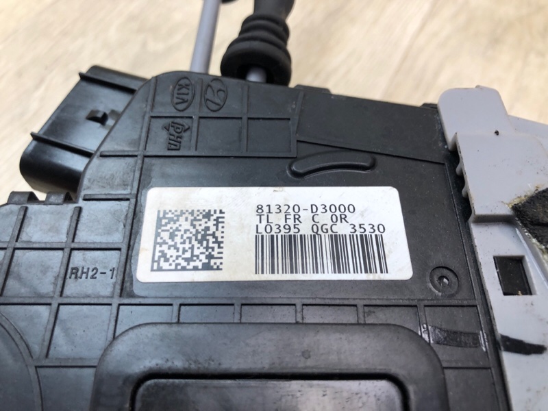 Замок двери передний правый TUCSON TL 15-20 2015 G4FJ 1.6