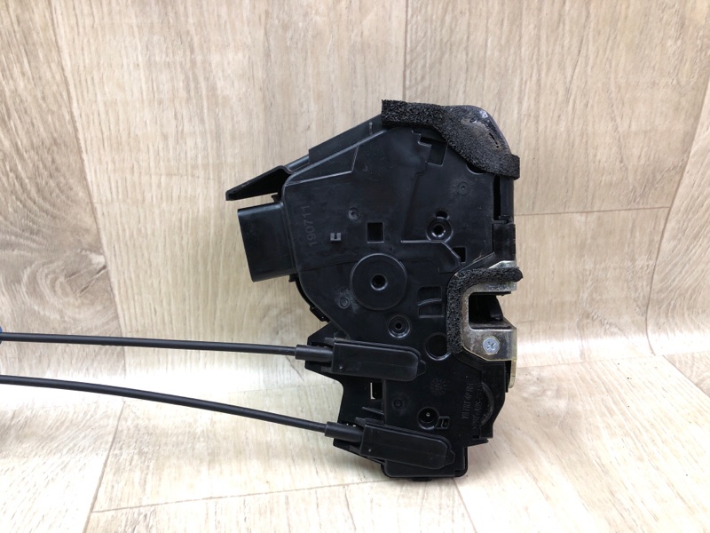 Замок двери передний правый RIO FB 17- 2019 1.6 G4FM Замок двери передний правый RIO FB 17- 2019 1.6 G4FM