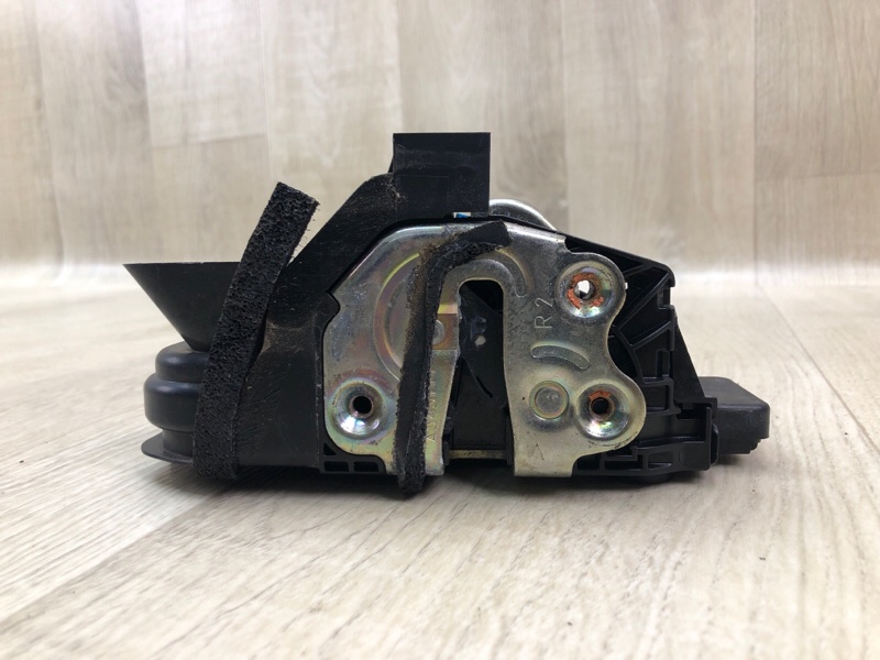 Замок двери передний правый KIA RIO FB 17- 1.6 G4FM Замок двери передний правый KIA RIO FB 17- 1.6 G4FM