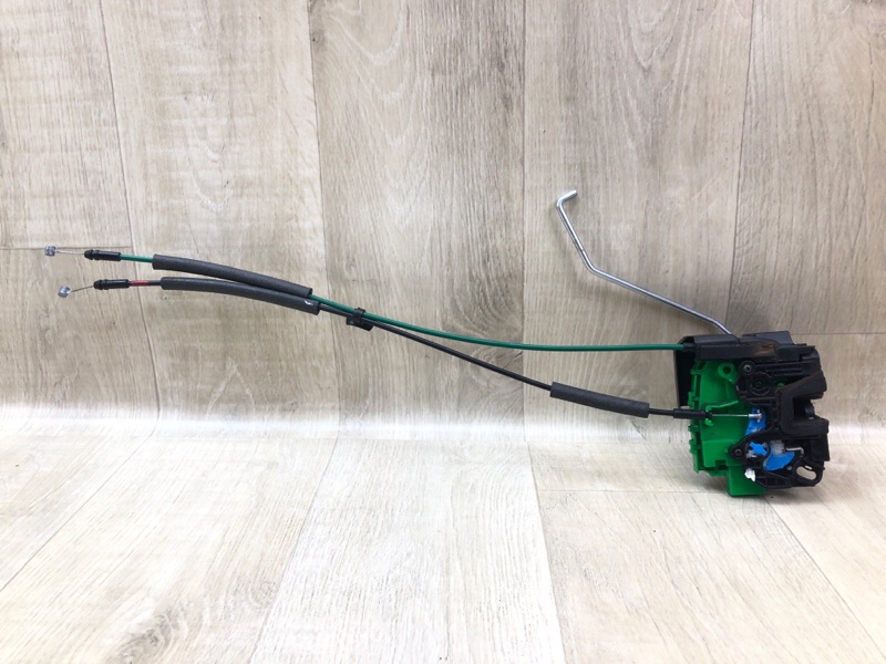 Замок двери передний правый HYUNDAI ACCENT RB 10- 2014 1.6 G4FD 81320-1R140 Б/У