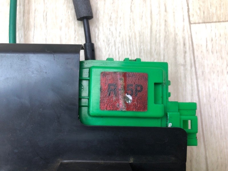Замок двери передний правый ACCENT RB 10- 2014 1.6 G4FD