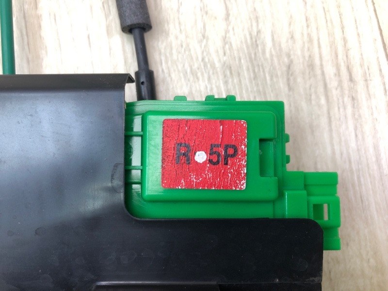 Замок двери передний правый ACCENT RB 10- 2014 1.6 G4FD