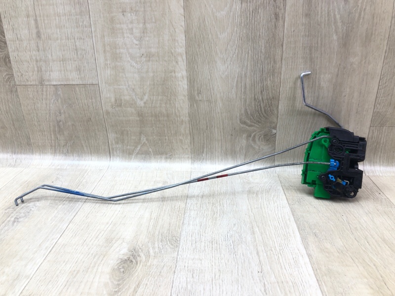 Замок двери задний правый HYUNDAI ACCENT RB 10- 2013 1.6 G4FD 81420-1R030 Б/У