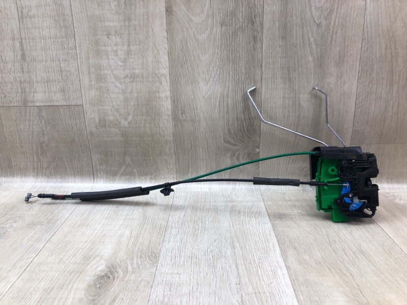 Замок двери передний правый HYUNDAI ACCENT RB 10- 2013 ХЭТЧБЭК 1.6 G4FD 81320-1R130 Б/У