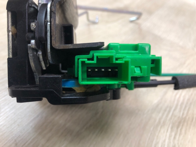 Замок двери передний правый ACCENT RB 10- 2011 ХЭТЧБЭК 1.6 G4FD