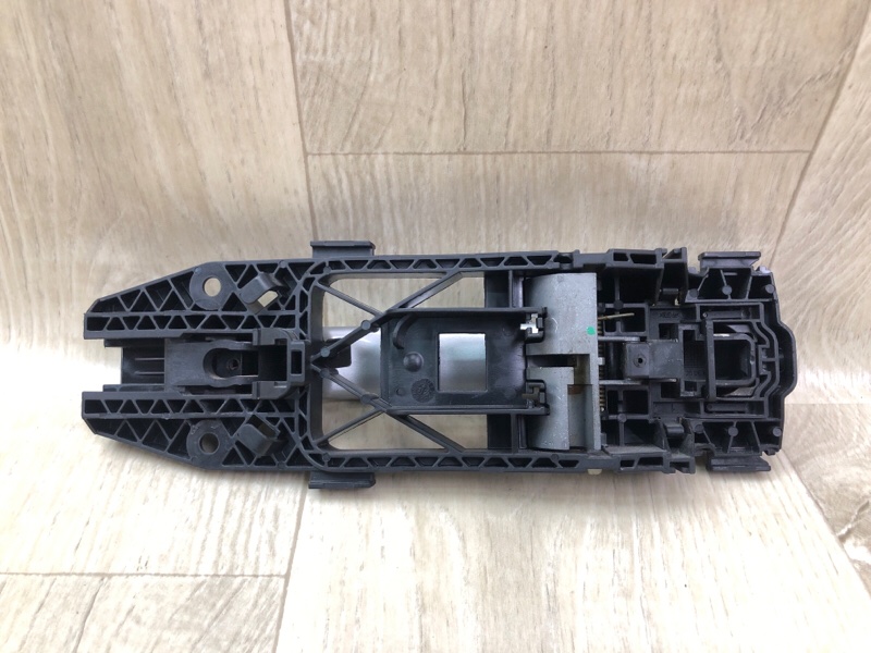 Ручка двери наружная передняя правая TIGUAN 08-17 2012 2.0 CCTA