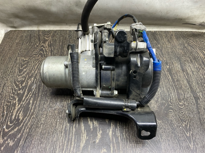 Компрессор пневмоподвески LS460 06-12