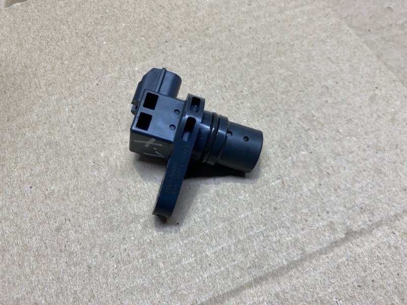 Датчик положения распредвала MITSUBISHI LANCER X 10 07-15 2.0 4B11 1865A066 Б/У