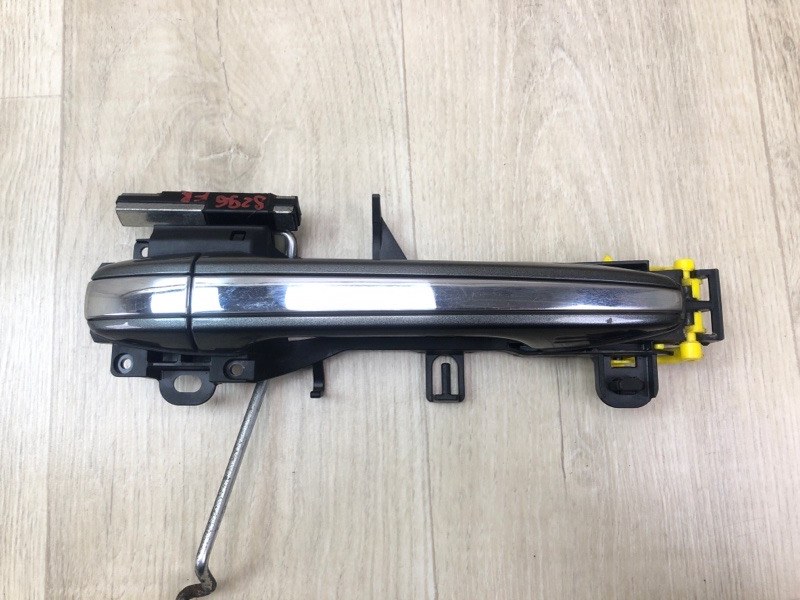 Ручка двери наружная передняя правая TOYOTA VENZA 09-16 2013 3.5 2GR-FE 69210-0T020-B1 Б/У