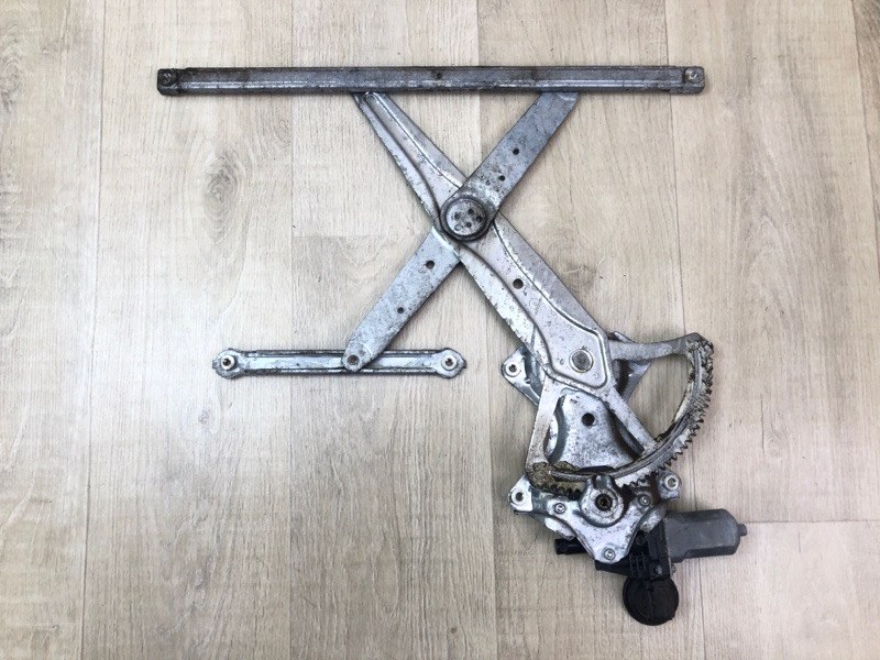 Стеклоподъемник передний правый COROLLA 150 06-13 2011 1.8 2ZRFE Стеклоподъемник передний правый COROLLA 150 06-13 2011 1.8 2ZRFE