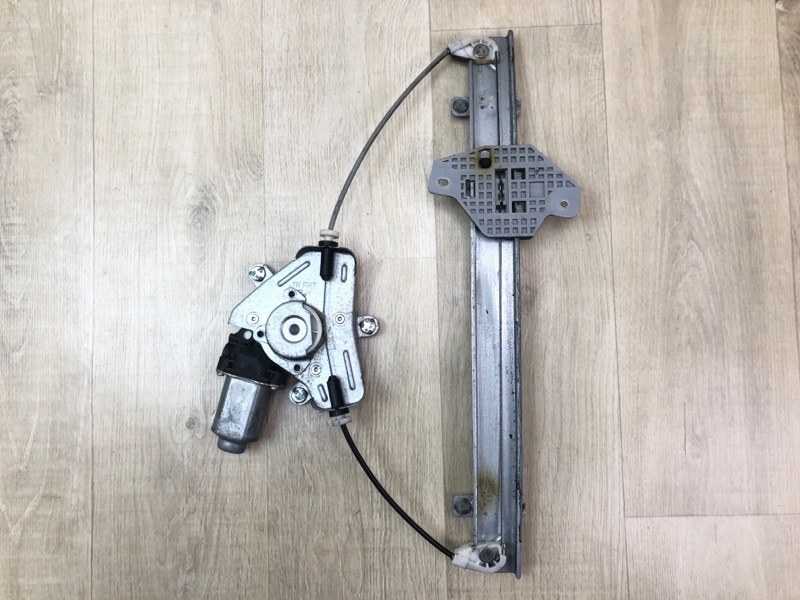 Запчасть стеклоподъемник передний правый HYUNDAI ACCENT RB 10- 2011 ХЭТЧБЭК 1.6 G4FD 82404-0U010 Б/У Стеклоподъемник передний правый HYUNDAI ACCENT RB 10- 2011 ХЭТЧБЭК 1.6 G4FD 82404-0U010 Б/У