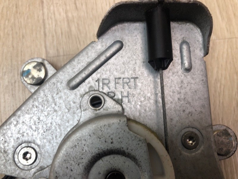 Стеклоподъемник передний правый ACCENT RB 10- 2011 ХЭТЧБЭК 1.6 G4FD Стеклоподъемник передний правый ACCENT RB 10- 2011 ХЭТЧБЭК 1.6 G4FD