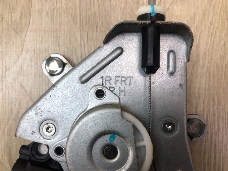 Стеклоподъемник передний правый ACCENT RB 10- 2014 1.6 G4FD Стеклоподъемник передний правый ACCENT RB 10- 2014 1.6 G4FD