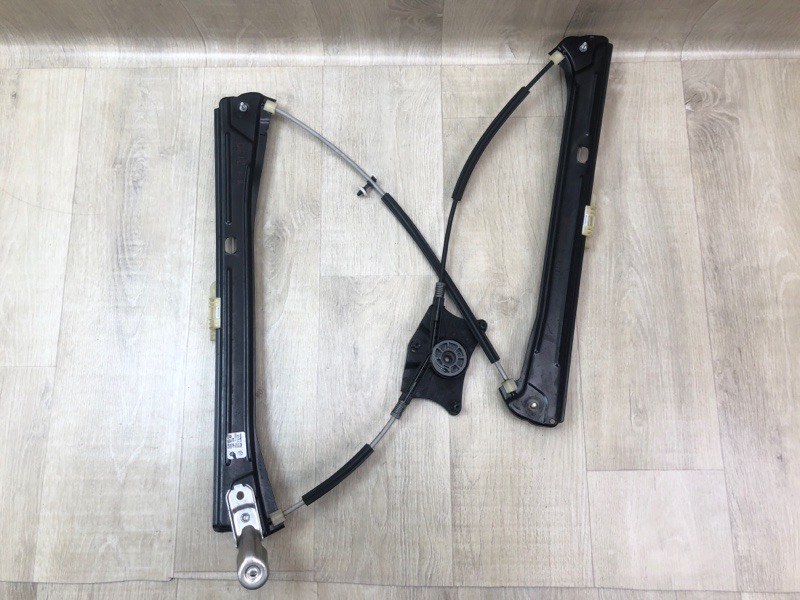 Стеклоподъемник передний правый TIGUAN 16-23 2018 DGUA 2.0