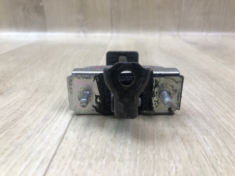 Ограничитель двери передний правый TOYOTA SIENNA 11-16 3.5 2GR-FE Ограничитель двери передний правый TOYOTA SIENNA 11-16 3.5 2GR-FE