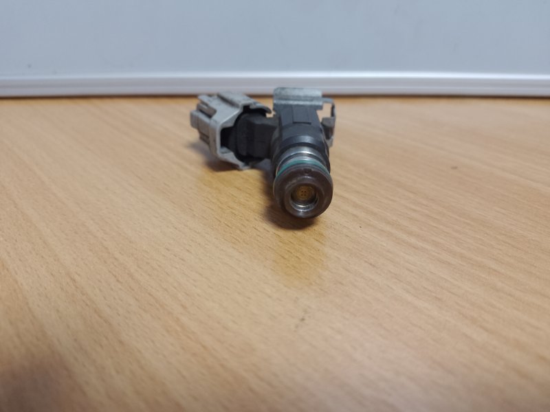 Форсунка топливная INFINITI G35 03-07 3.5 Форсунка топливная INFINITI G35 03-07 3.5