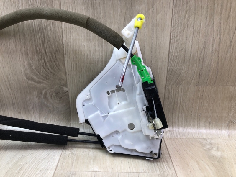 Замок двери передний левый NISSAN X-TRAIL/ROGUE T33 20- 2.5 PR25DD Замок двери передний левый NISSAN X-TRAIL/ROGUE T33 20- 2.5 PR25DD