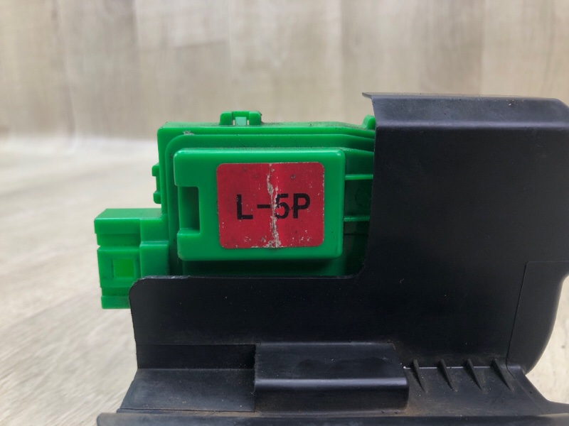 Замок двери передний левый ACCENT RB 10- 2011 ХЭТЧБЭК 1.6 G4FD Замок двери передний левый ACCENT RB 10- 2011 ХЭТЧБЭК 1.6 G4FD