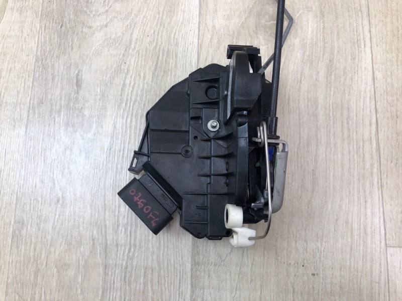 Замок двери передний левый FOCUS 10-18 2014 2.0 C20HDEX