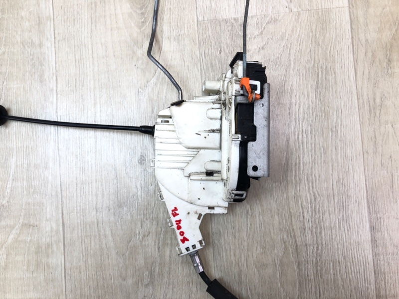 Замок двери передний левый JOURNEY 08-20 2012 2.4 ED3 Замок двери передний левый JOURNEY 08-20 2012 2.4 ED3