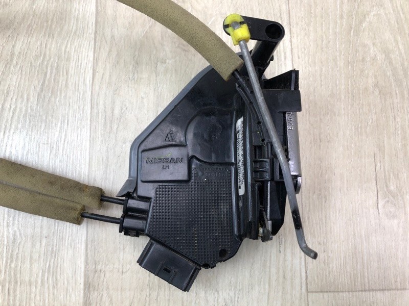 Замок двери передний левый X-TRAIL/ROGUE T32 13-20 Замок двери передний левый X-TRAIL/ROGUE T32 13-20