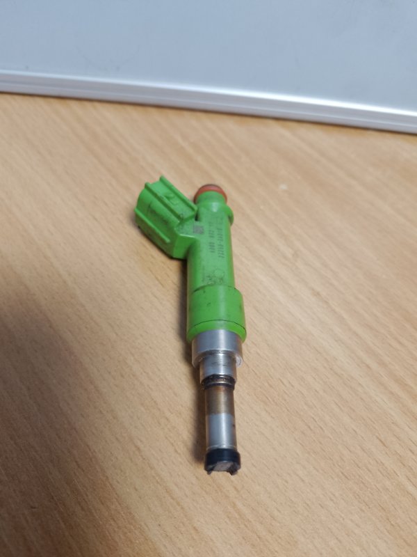 Форсунка топливная TOYOTA VENZA 09-16 2009 AGV15 2.7 1ARFE 23209-39175 Б/У