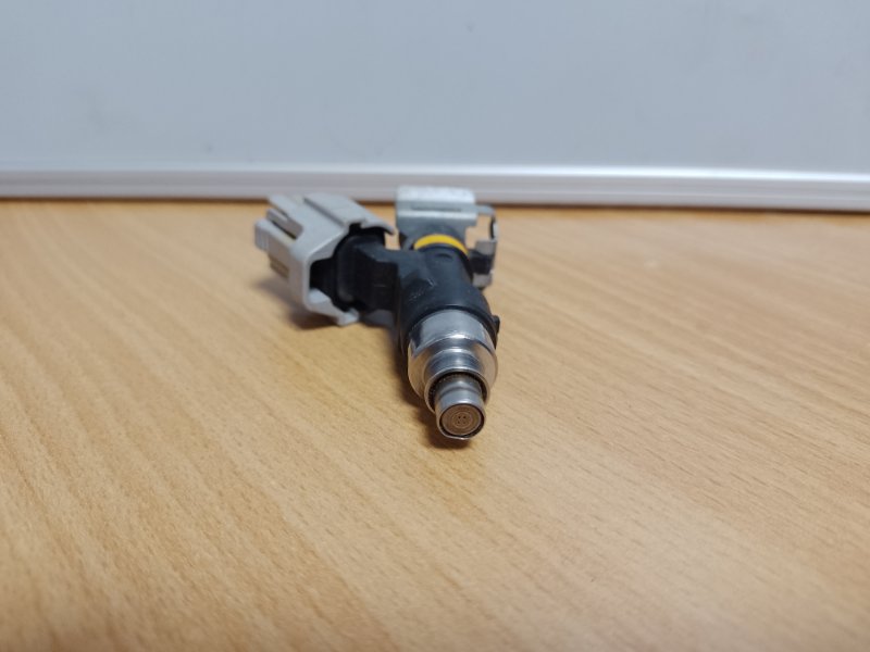 Форсунка топливная INFINITI G35 03-07 Седан 3.5 Форсунка топливная INFINITI G35 03-07 Седан 3.5