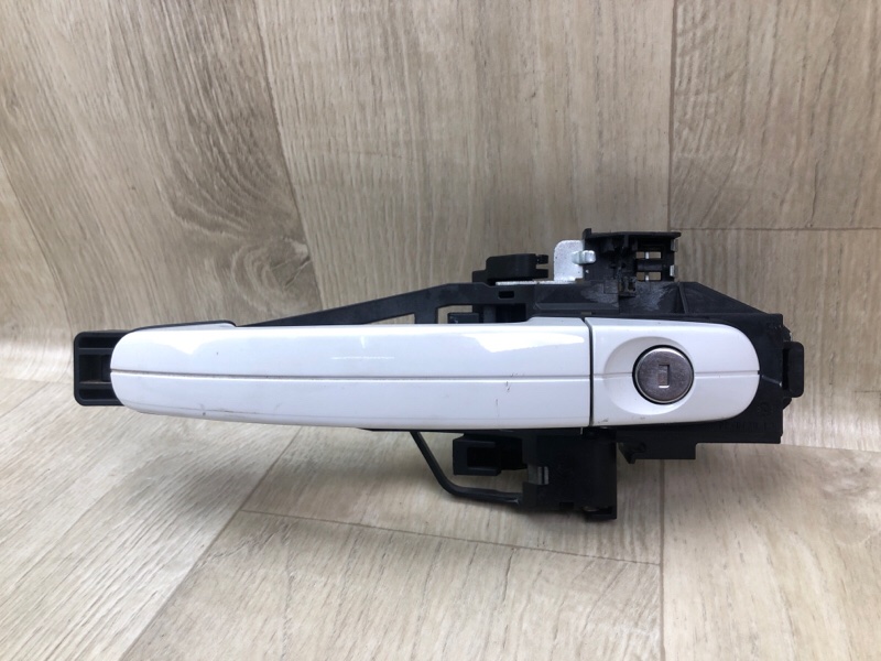 Ручка двери наружная передняя левая FORD ESCAPE 12-19 2018 T15HDTX CV6Z-5422404-CA Б/У