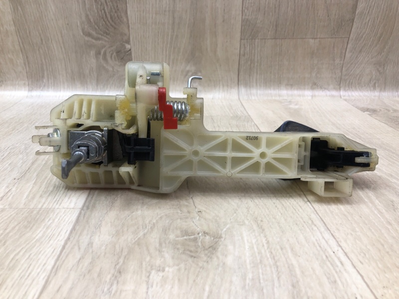 Ручка двери наружная передняя левая RIO FB 17- 2019 1.6 G4FM Ручка двери наружная передняя левая RIO FB 17- 2019 1.6 G4FM