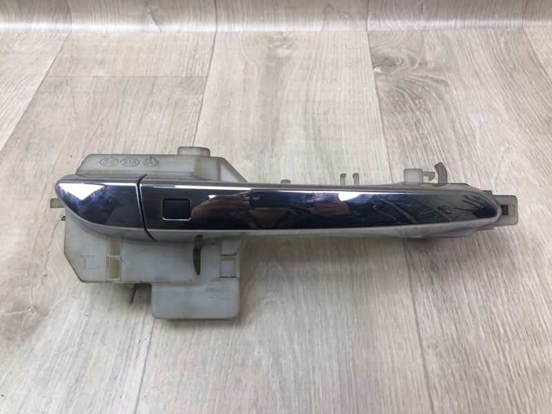 Ручка двери наружная передняя правая HYUNDAI TUCSON TL 15-20 2015 G4FJ 1.6 82661-D3710 Б/У