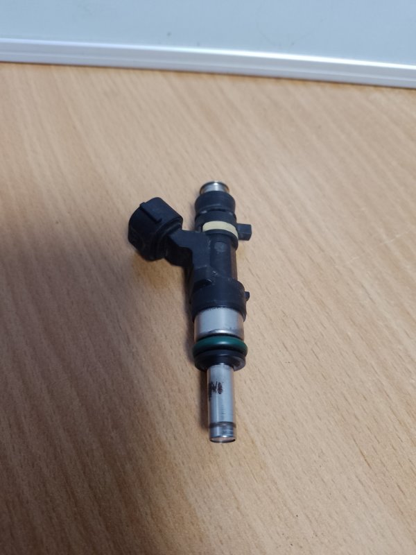 Форсунка топливная MITSUBISHI LANCER X 10 07-15 4B11 1465A029 Б/У