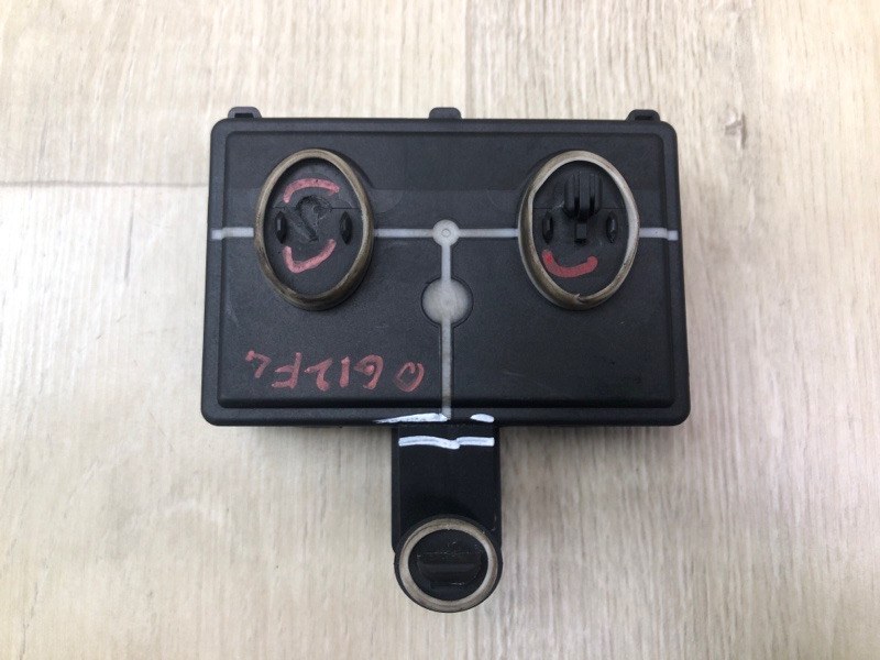 Блок управления дверей передний левый TIGUAN 16-23 2018 DGUA 2.0