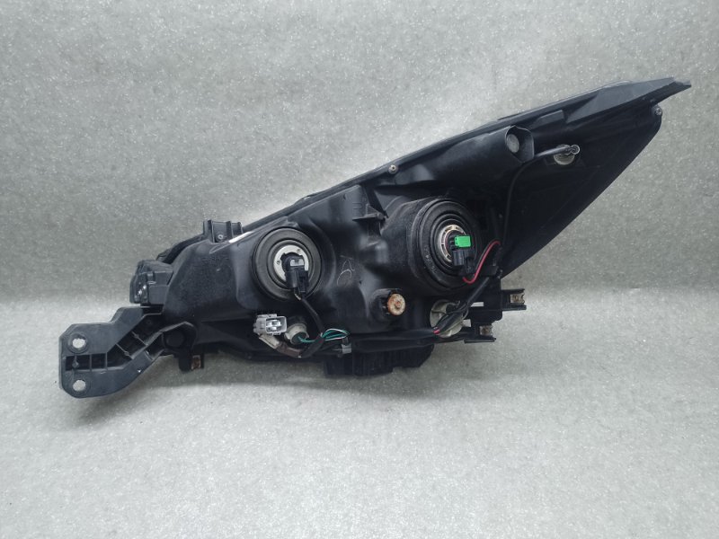 Фара правая SUBARU OUTBACK BS 14-21 2.5 FB25B Фара правая SUBARU OUTBACK BS 14-21 2.5 FB25B