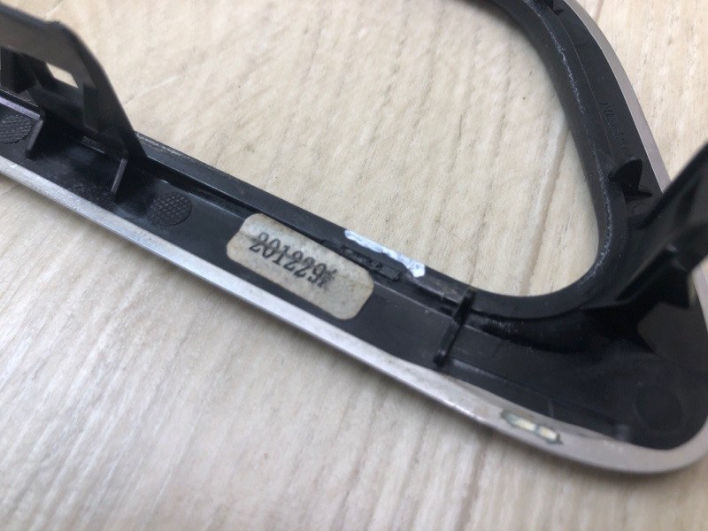 Блок кнопок памяти сидений передний левый X-TRAIL/ROGUE T33 20- 2021 2.5 PR25DD