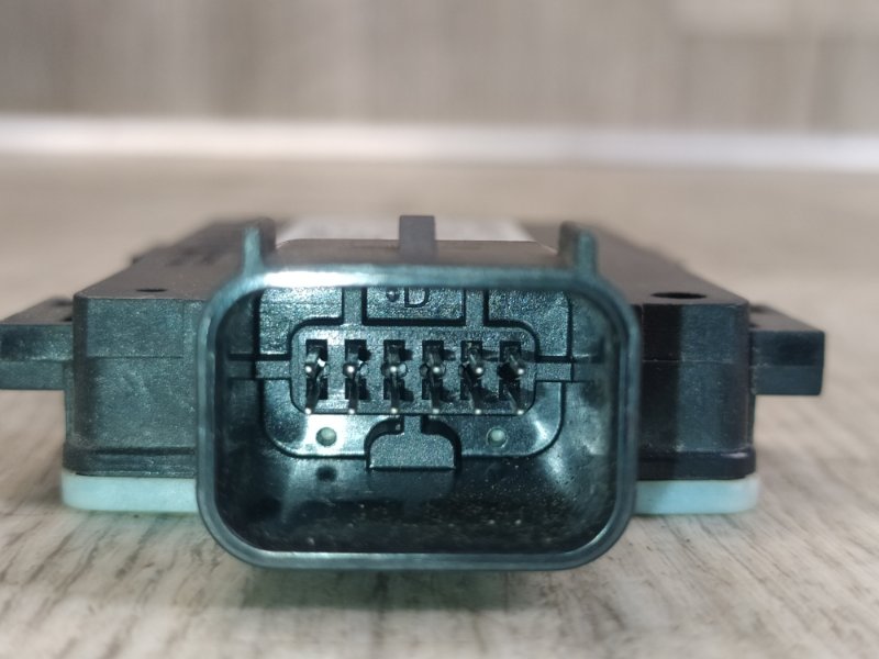 Датчик слепых зон передний левый HYUNDAI IONIQ 5 21- Датчик слепых зон передний левый HYUNDAI IONIQ 5 21-