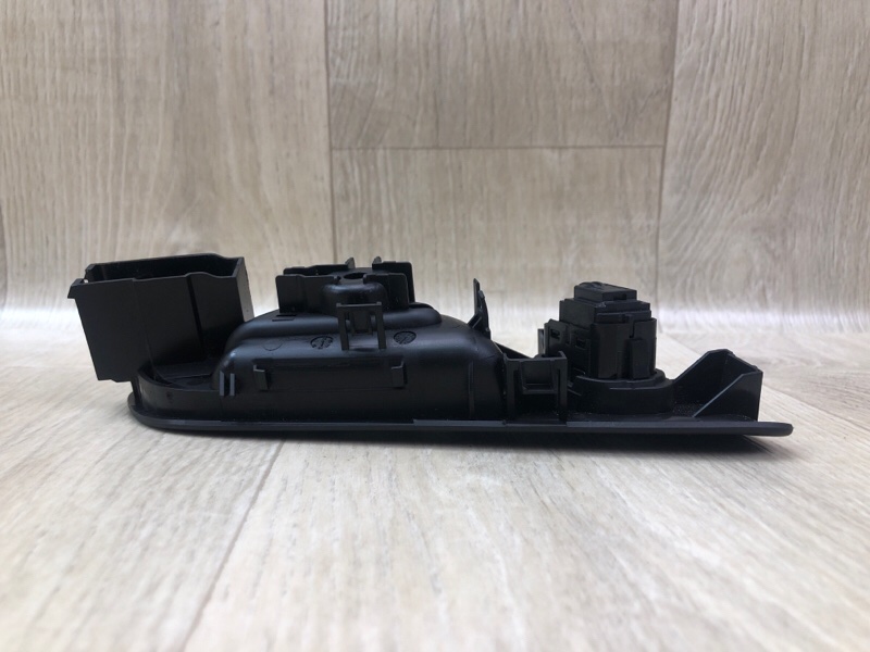 Ручка двери внутренняя передняя левая ESCAPE 12-19 2018 T15HDTX