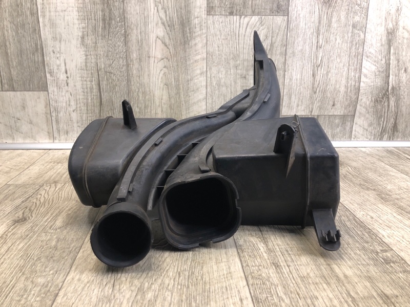 Воздухозаборник SIENNA 11-16 2014 3.5 2GR-FE