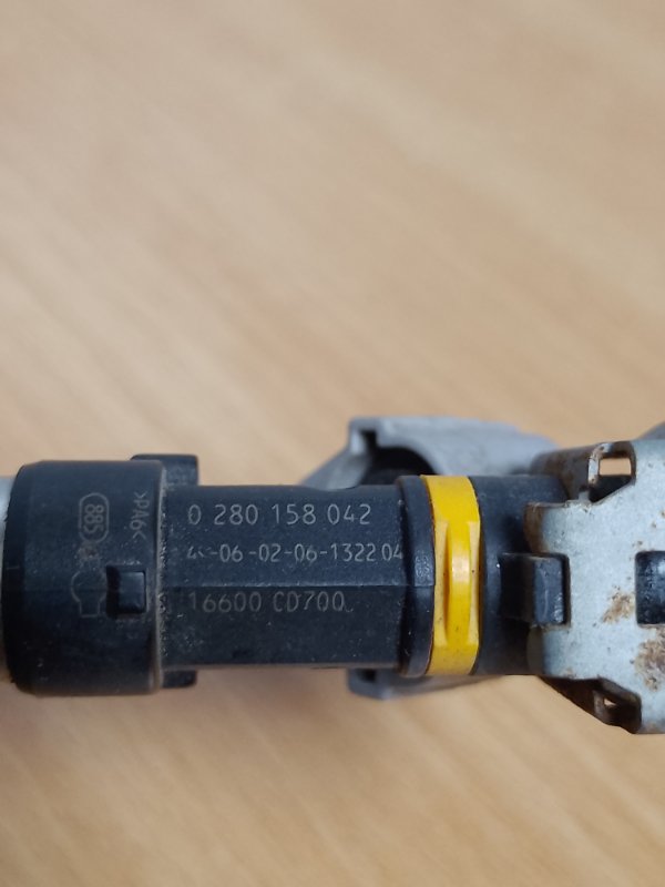 Форсунка топливная G35 03-07 2006 Седан 3.5 Форсунка топливная G35 03-07 2006 Седан 3.5