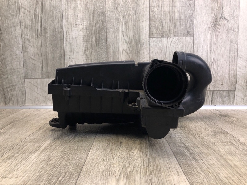 Корпус воздушного фильтра VOLKSWAGEN TIGUAN 08-17 2.0 CCTA