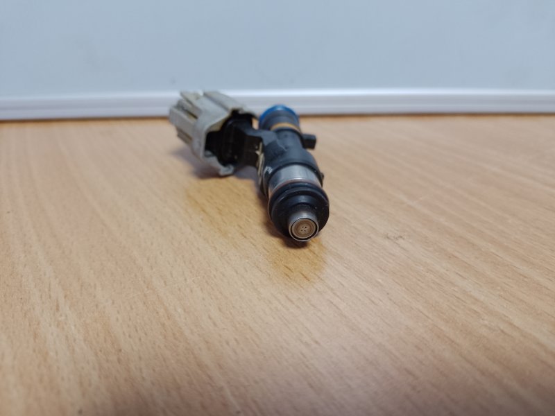 Форсунка топливная INFINITI M35/M45 04-10 Седан 3.5 VQ35DE Форсунка топливная INFINITI M35/M45 04-10 Седан 3.5 VQ35DE