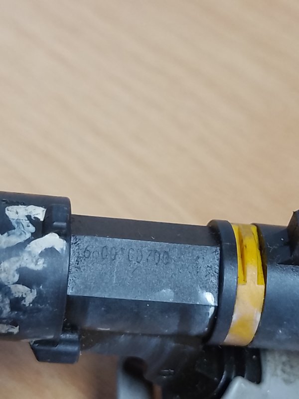 Форсунка топливная M35/M45 04-10 2006 Седан 3.5 VQ35DE Форсунка топливная M35/M45 04-10 2006 Седан 3.5 VQ35DE