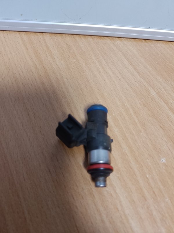 Форсунка топливная MAZDA CX-9 06-16 2012 Внедорожник 3.7 CY01-13-250 Б/У