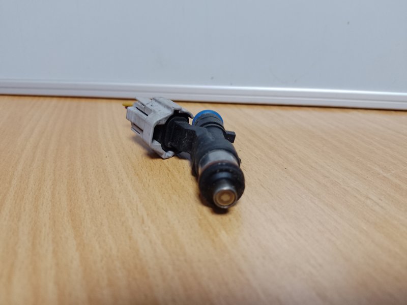 Форсунка топливная NISSAN SENTRA B17 12-21 Седан 1.8 Форсунка топливная NISSAN SENTRA B17 12-21 Седан 1.8