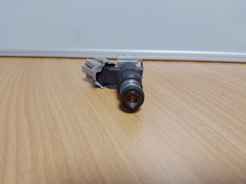 Форсунка топливная INFINITI G35 03-07 3.5