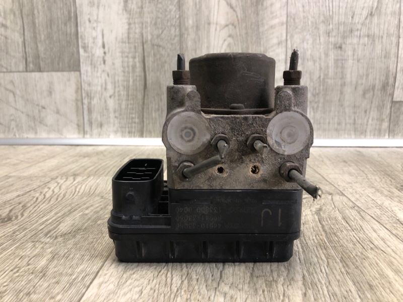 Блок ABS TOYOTA CAMRY 30 02-06 3.0 1MZFE